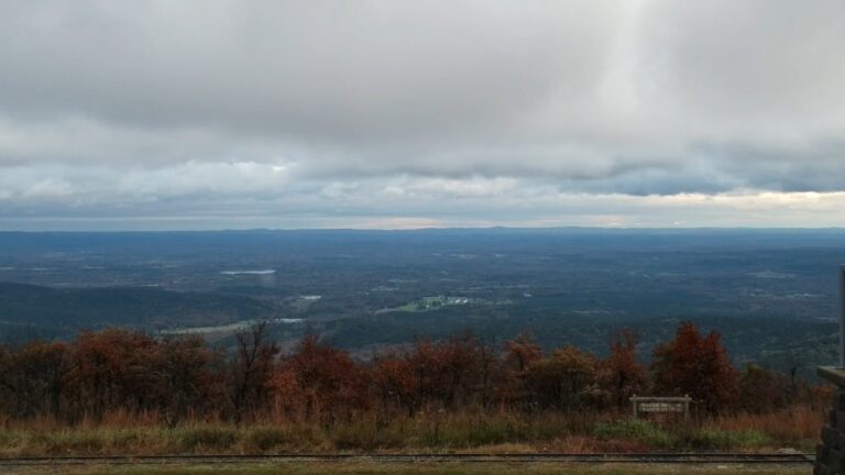 The 9 Most Beautiful Mountains In Arkansas - A Hiker's Paradise - Seark