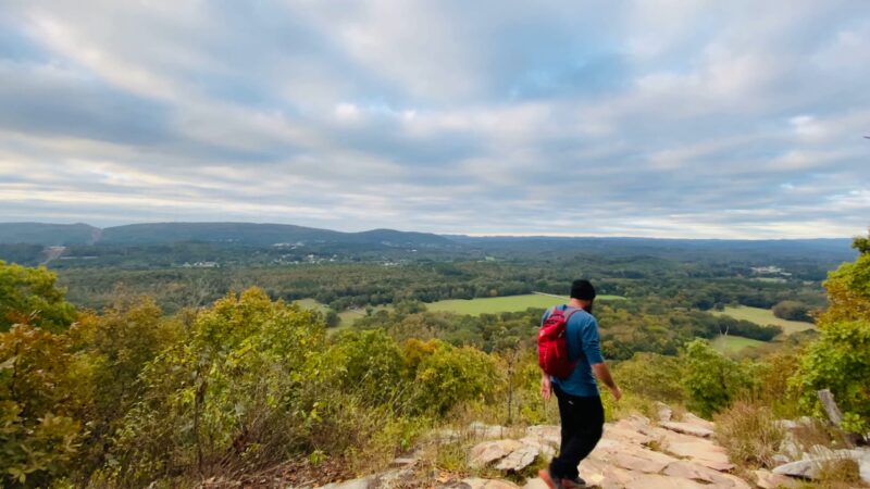Best Hikes and Trails Pinnacle Mountain State Park Rocky Valley