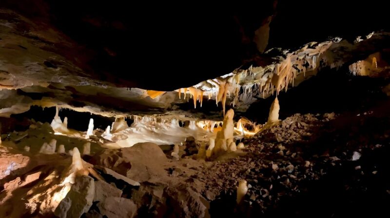 Arkansas cave attractions